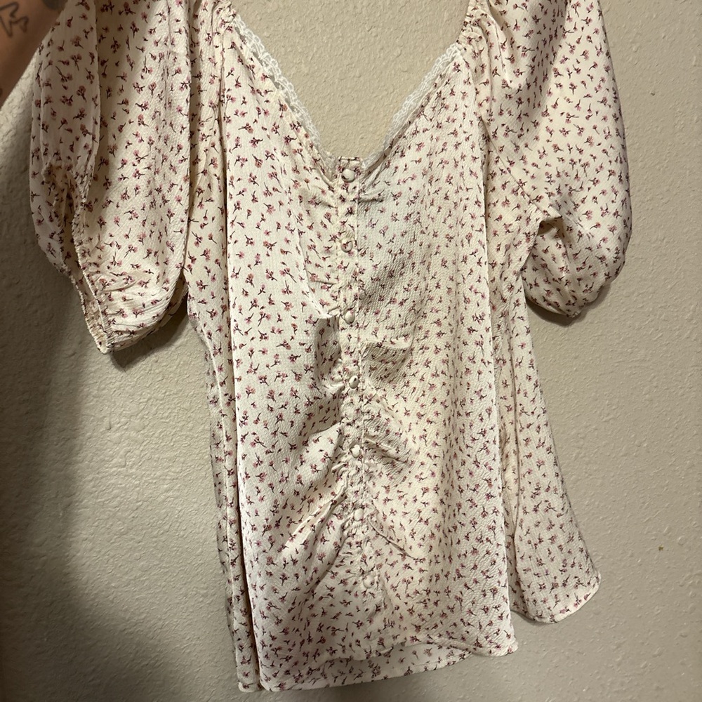 Floral Cream Blouse with Puff Sleeves